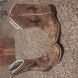 Cowgirl boots, comfortable and barely worn